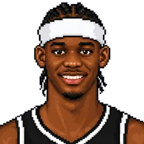 Taylor Hendricks portrait